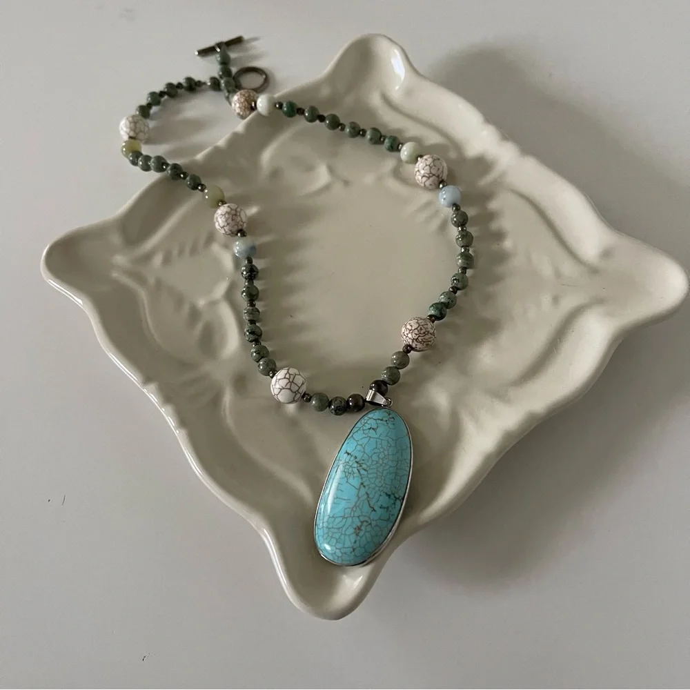 Southwestern Style Natural Stone Beaded Pendant Necklace